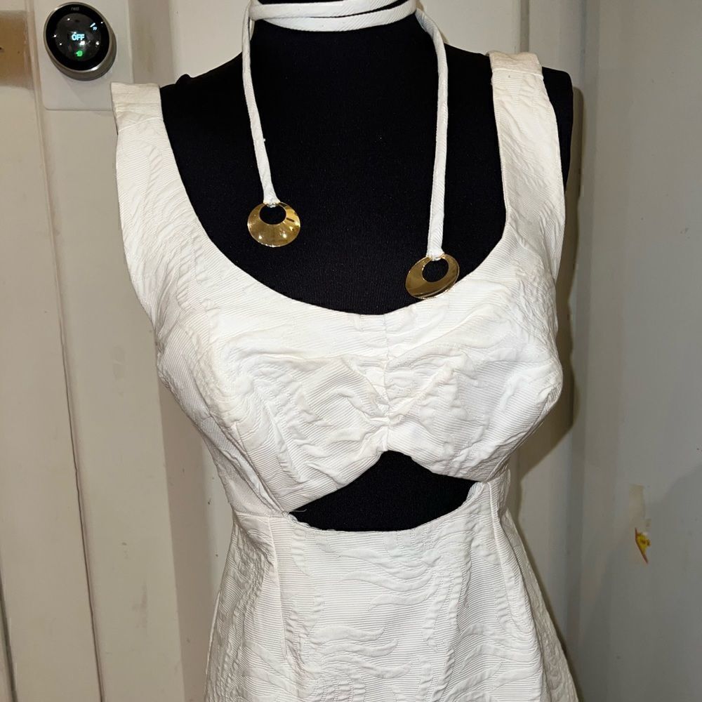 Tori Richard long to the ground white dress with belt/choker womens size 6 - Picture 2 of 6